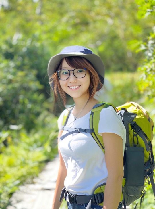 akirakumagai:mi——–chan:お山に行ってきたよーいつもお山に登ったあとラブホに行くんだけど旦那くん疲れてる時ってちょーセックスしたくなるんだってその時の旦那くんのちょーギンギンに硬くなるし何度も何度もチンポで私をイカしてくれるの♡体は疲れてるけどオマンコはスッゴいよろこんでるう💕👍