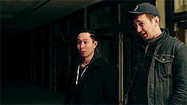 buzzfeedunsolvedgifs:ryan &amp; shane + height difference↳ requested by anonymous