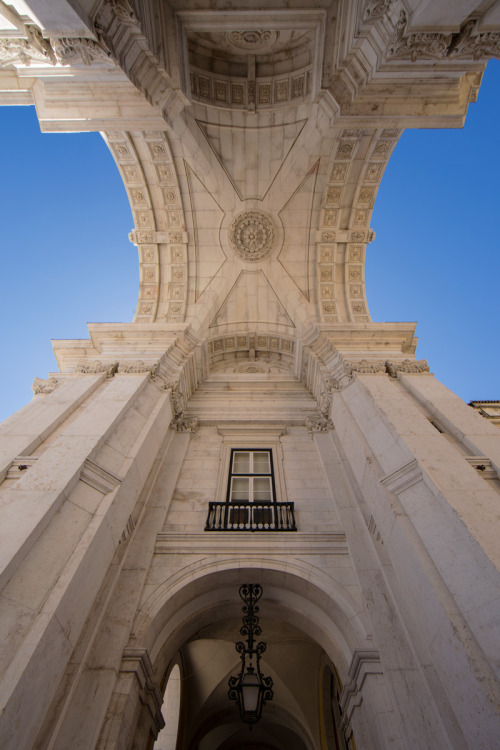 Arc de triomphe, Lisbon, 2o14/o8. by pL