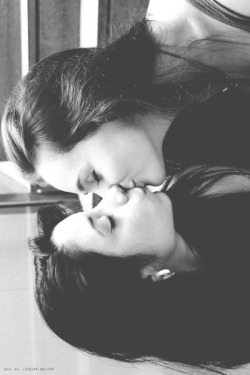 the-inspired-lesbian:  Love and Lesbians ♡ 