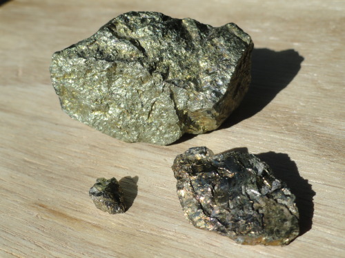 Chalcopyrite CuFeS2  -  02.CB.10a (Strunz)(from Las Cenizas Mine, Cabildo, Chile)Chalcopyrite is a c
