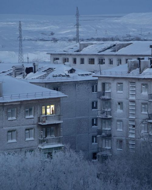 krasna-devica:Melancholic and atmospheric photos of Russian city in the North. Vorkut