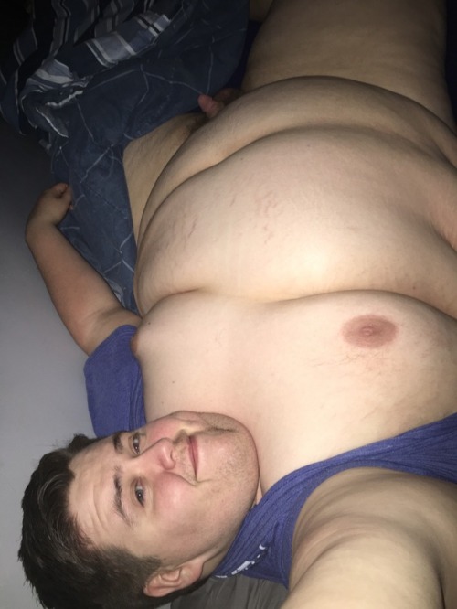 gaychub92:  I’m so horny. Wish someone adult photos