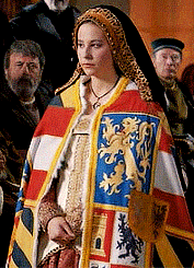 latristereina:La Corona Partida + Juana I’s costume inspired by the painting “Felipe el Hermoso y Ju