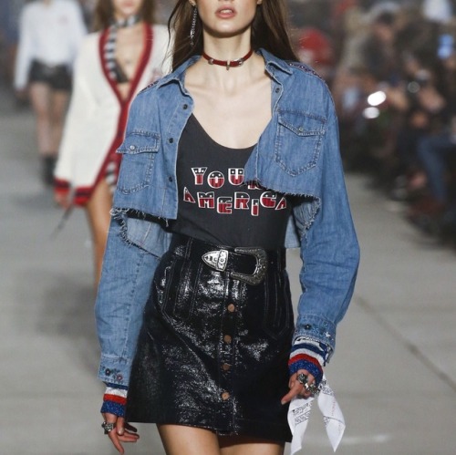 Tommy Hilfiger Spring-Summer 2017