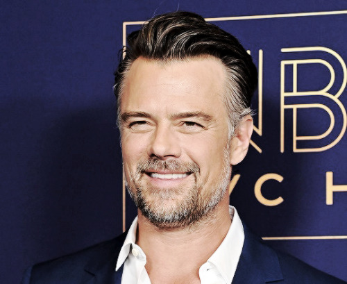 joshduhamelsource: Josh Duhamel At The NBCUNIVERSAL FYC Event For “The Thing About Pam” In Los Angel