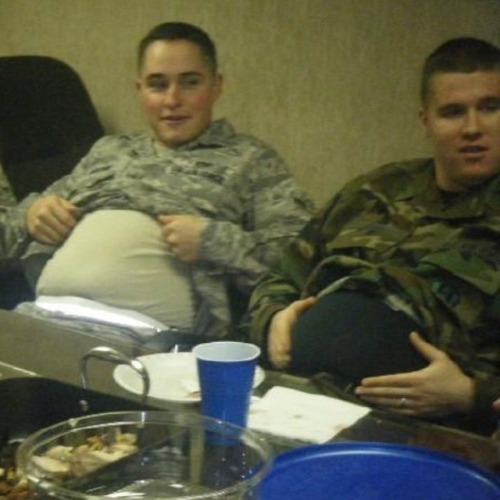 fattdudess:Too fat to fight? Here’s a collection of military men packing on the pounds….