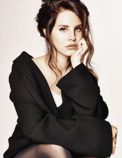  Lana Del Rey By Karl Lagerfeld For Grazia 