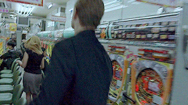 damonlindelof: film genre meme: [2/5] romance  ⇒ Lost in Translation (2003) dir.
