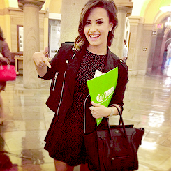 demetrria:  @ddlovato: Making a difference at Capitol Hill.   ♡♡*-*