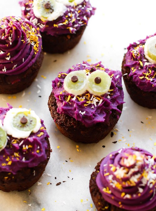 alloftheveganfood: Vegan Halloween Round UpHalloween Spider Cupcakes (GF)Vegan Halloween Monster Cup