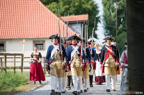 bantarleton:British, Hessian and Prussian soldiers of the Seven Years War.