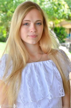 luellay58u:luellay58u:Who Print And Cum On It For Me 🍗🔟🟦👩‍🦳📏🇻🇳⛲Zoe Nomnomnomnom 