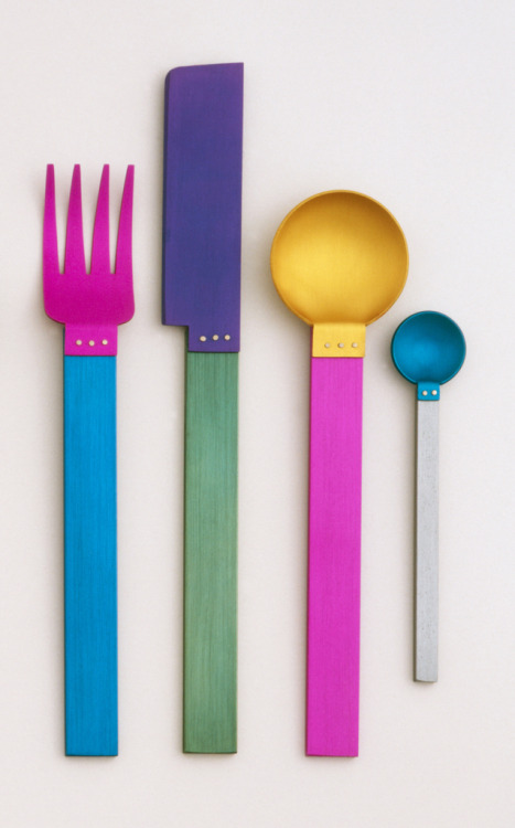 David Tisdale, Picnic flatware, 1986. Anodized aluminium. Via Cooper Hewitt