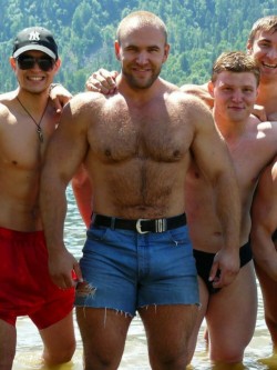 jimbibearfan:Coach loves taking his players on discreet camping trips….