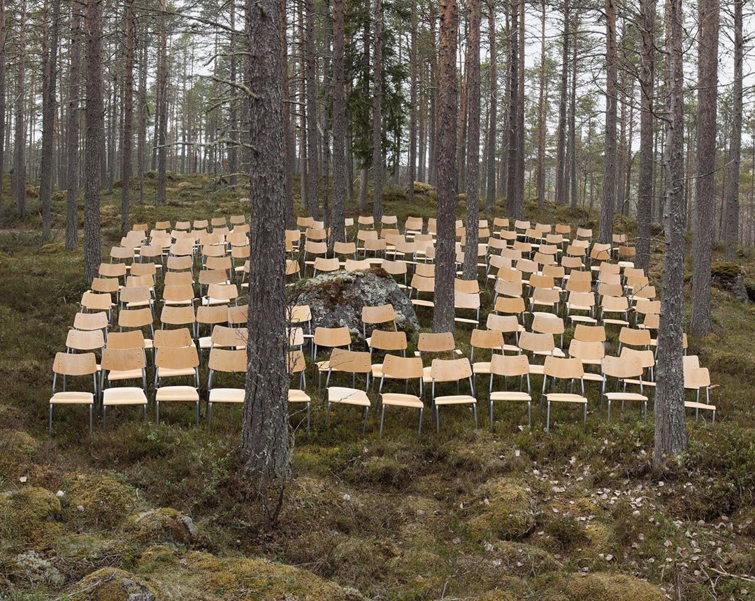 Assembly, 2016.
A chair for every person living in Leveld, Norway.
Been reflecting on the last time we stayed in Scandinavia, it was a little bit colder and a little bit warmer too. (at Leveld...