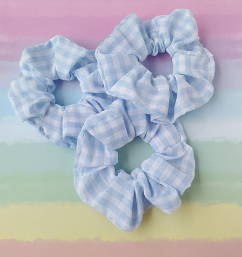 Blue Gingham Scrunchy //OrangePorridge