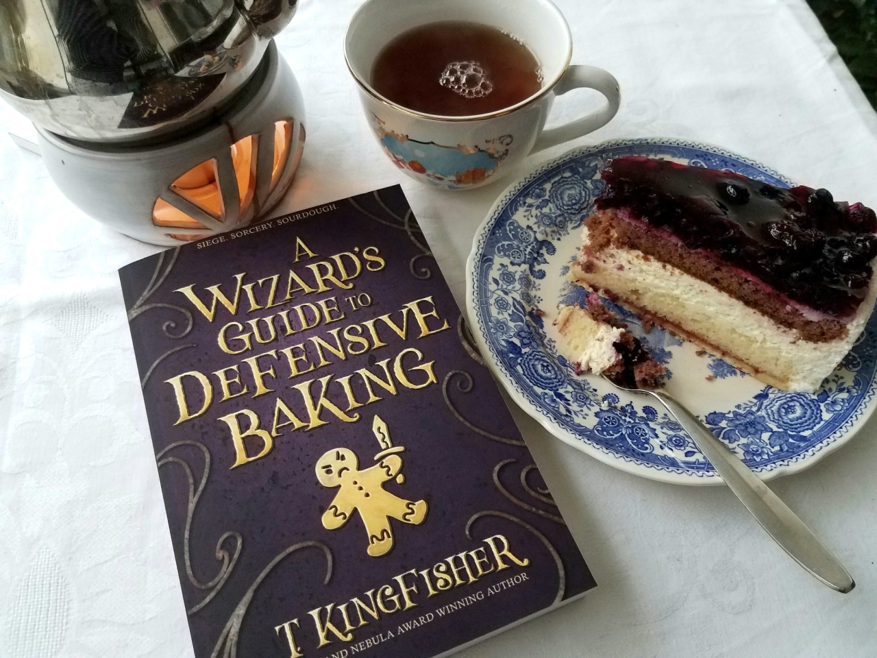 A Wizard's Guide to Defensive Baking by Kingfisher, T