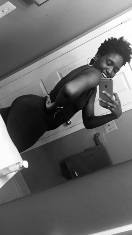 uhohnova:  I love natural hair.