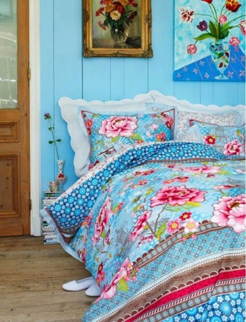 Fresh, Summery Bedrooms