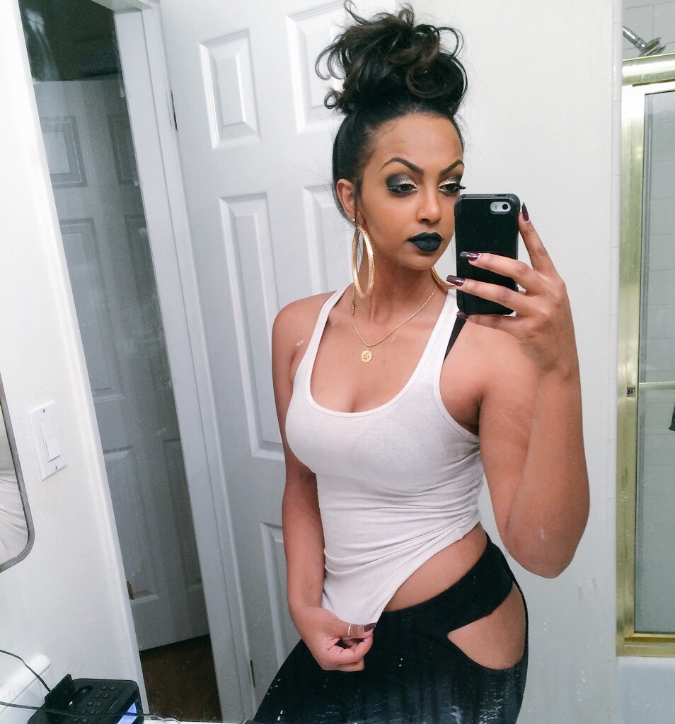dopest-ethiopian:  did someone say #BlackOut?  Someone called her ugly, I&rsquo;m