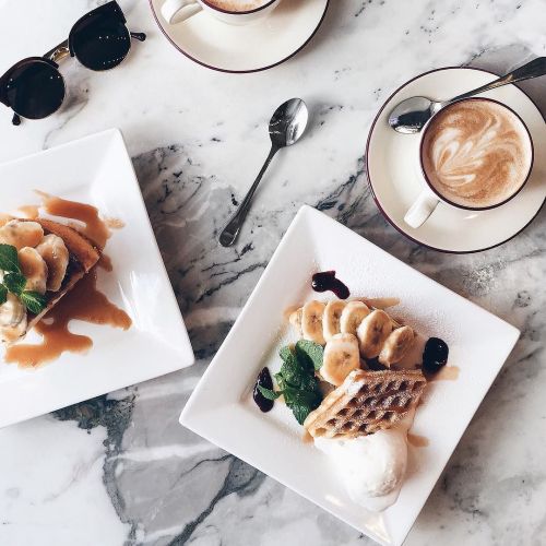 theiconcreative:  Доброе утро☕️🍪#vsco#vscocam by nataly0689 http://ift.tt/24gb9Ll 