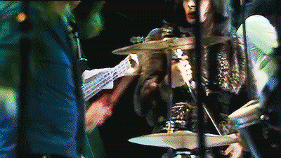 QUEEN Performing KILLER QUEEN On Top Of The Pops, October 1974