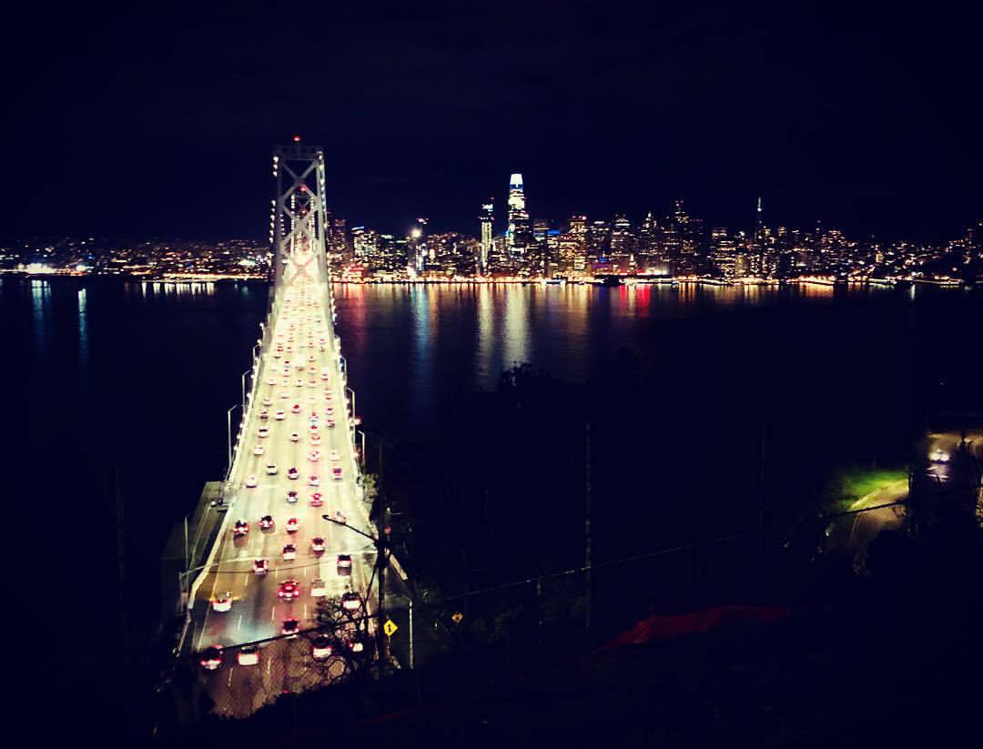 San Francisco, California ❤️🌎😍 (at Treasure Island, San Francisco) https://www.instagram.com/p/BtALHxTAjhF/?utm_source=ig_tumblr_share&amp;igshid=wxqiltllbos7