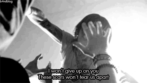 i-m-d-e-p-r-e-s-s-e-d:  a-suicidal-boy:  Bring Me The Horizon | The Sadness Will