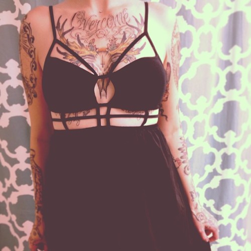 XXX thugxwife:  New favorite dress ever from photo