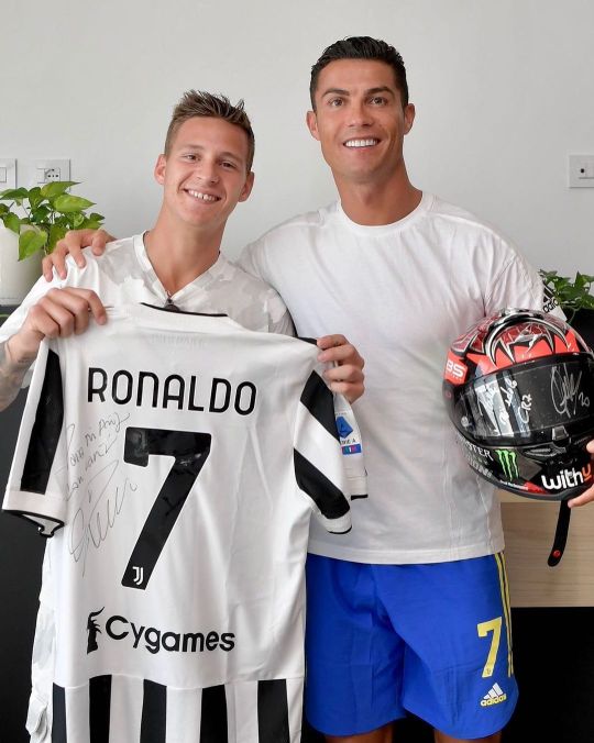 All about Cristiano Ronaldo dos Santos Aveiro — fcr07: Well done, Cristiano!  We love you so