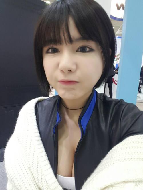 Porn photo korean-dreams-girls:  Ryu Ji Hye - Selca