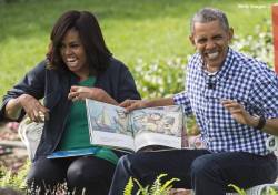 theweirdwideweb:  The Obamas read Where The Wild Things Are, Easter 2016 