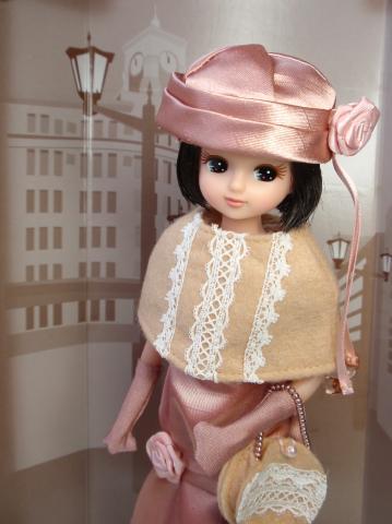 2005 edition Licca-chan ‘Ginza’ model - a modern day representation of our 1920s Modern 