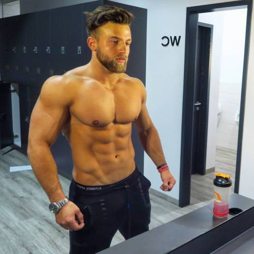 chiptheandroid: tripltap:  Gymspiration with Viktor Dryndak http://ift.tt/2mvh0ya  He had put it off several times for the convenience of his owner/boyfriend, but central control indicated the updates were mandatory and could be put off no longer. There,