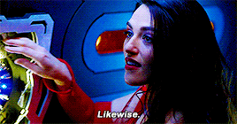 brielarsan:Lena Luthor totally doesn’t know Kara Danvers is Supergirl, pt 2. (insp.) Bonus: