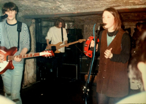 thepoetscryformore:Slowdive