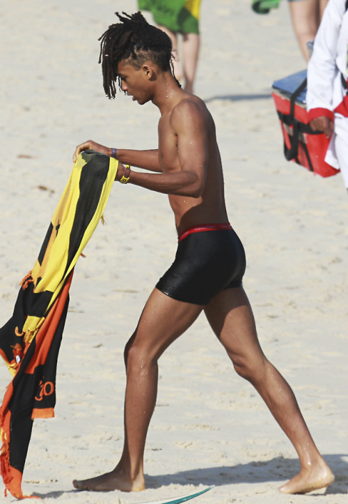 malecelebsandporn: Jaden Smith