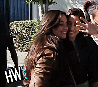 alpaca-yobags:FIfth Harmony - First Ever Interview x