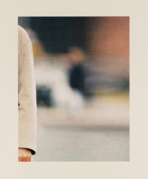 lafilleblanc:  Uta Barth  In Passing (1995-7) (via) also here & here 