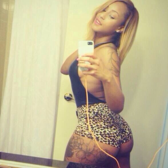 iheartthatass:  iHeartThatAss.tumblr.com