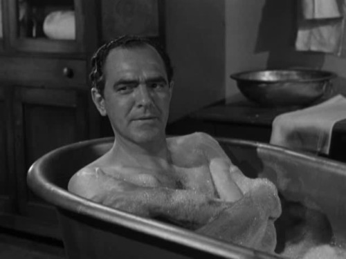 Bronco S01E19 part 1 of 2 Bronco (Ty Hardin) and Ab Walker (Karl Weber) have a soak in the tub. 