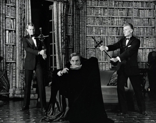 cousinbarnabas: Jeremy Brett in DRACULA, with production design by Edward Gorey.