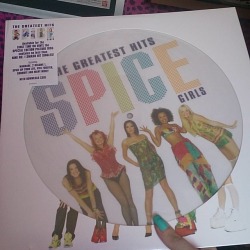 sailorzakuro:  I bought a Spice Girls record