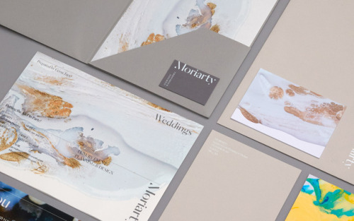 Bond crafted a visual identity for new luxury event planning business.