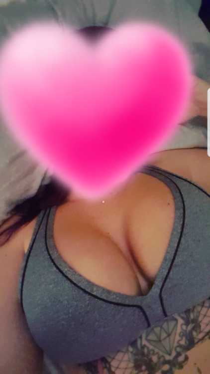 REALMOMSONPIC 2After Sport i just lay there like that and if my son is horny he puts his Cock betwee