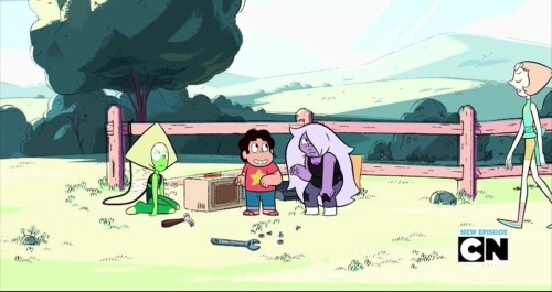 Porn Pics peridot is not used to earth, thus she lost
