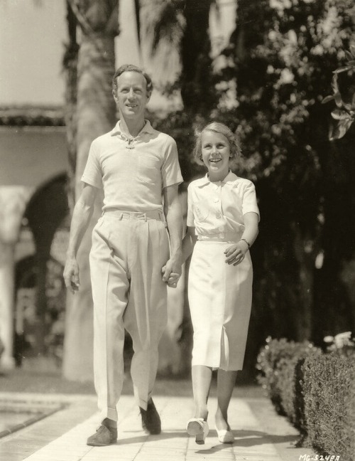 Leslie Howard and his daughter Leslie Ruth in Los Angeles