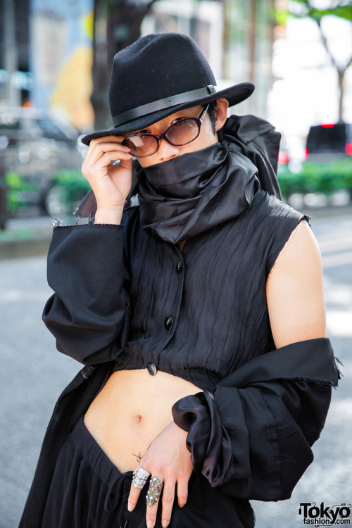 tokyo-fashion:17-year-old Japanese student Kanji on the street in Harajuku. He’s wearing monoc