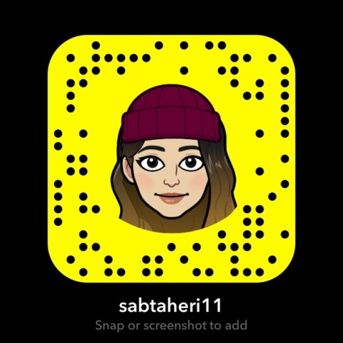 FOLLOW ME ON SNAP!!!!!!!! ESPEC IF WE R MUTUALS!!!!!! BLEAS